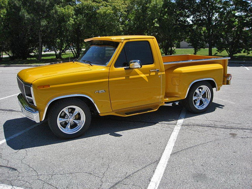 1985 Ford stepside pickup #9